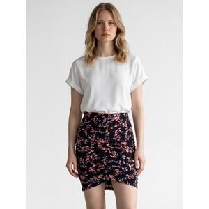 4/$40 Guess Floral Print Runched Stretchy Black Mini Skirt